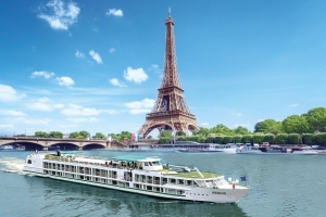 PARIS &amp; CRUZEIRO PELO SENA